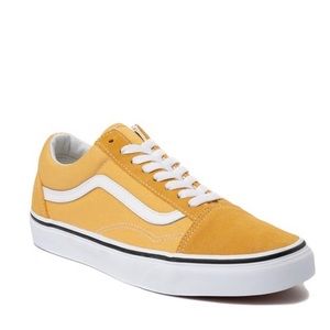 Suede Old Skool Vans in Yellow